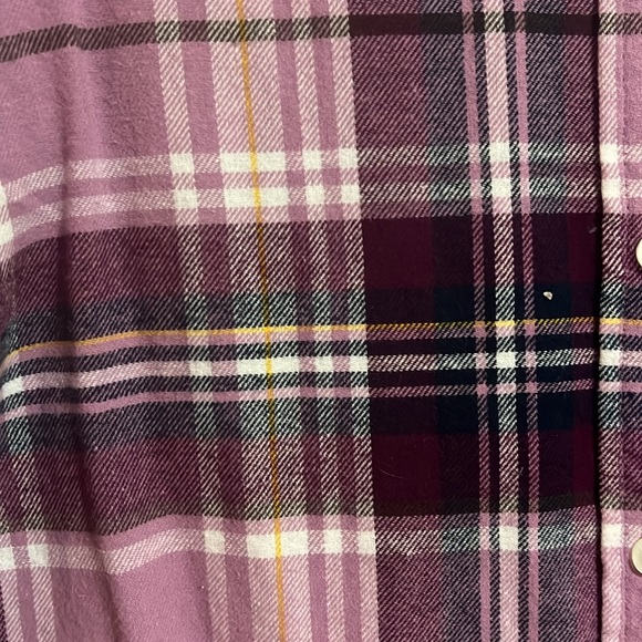 Woman’s boyfriend flannel - Picture 3 of 6